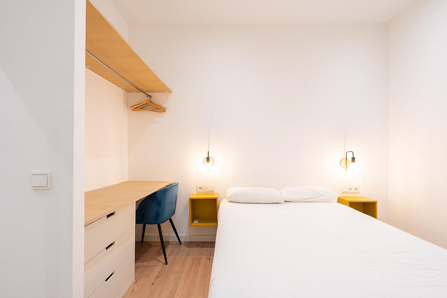  Double Ensuite Bedroom 1B  -  Modern Coliving Community with Private Suites in Vibrant Eixample  - Gallery -  35