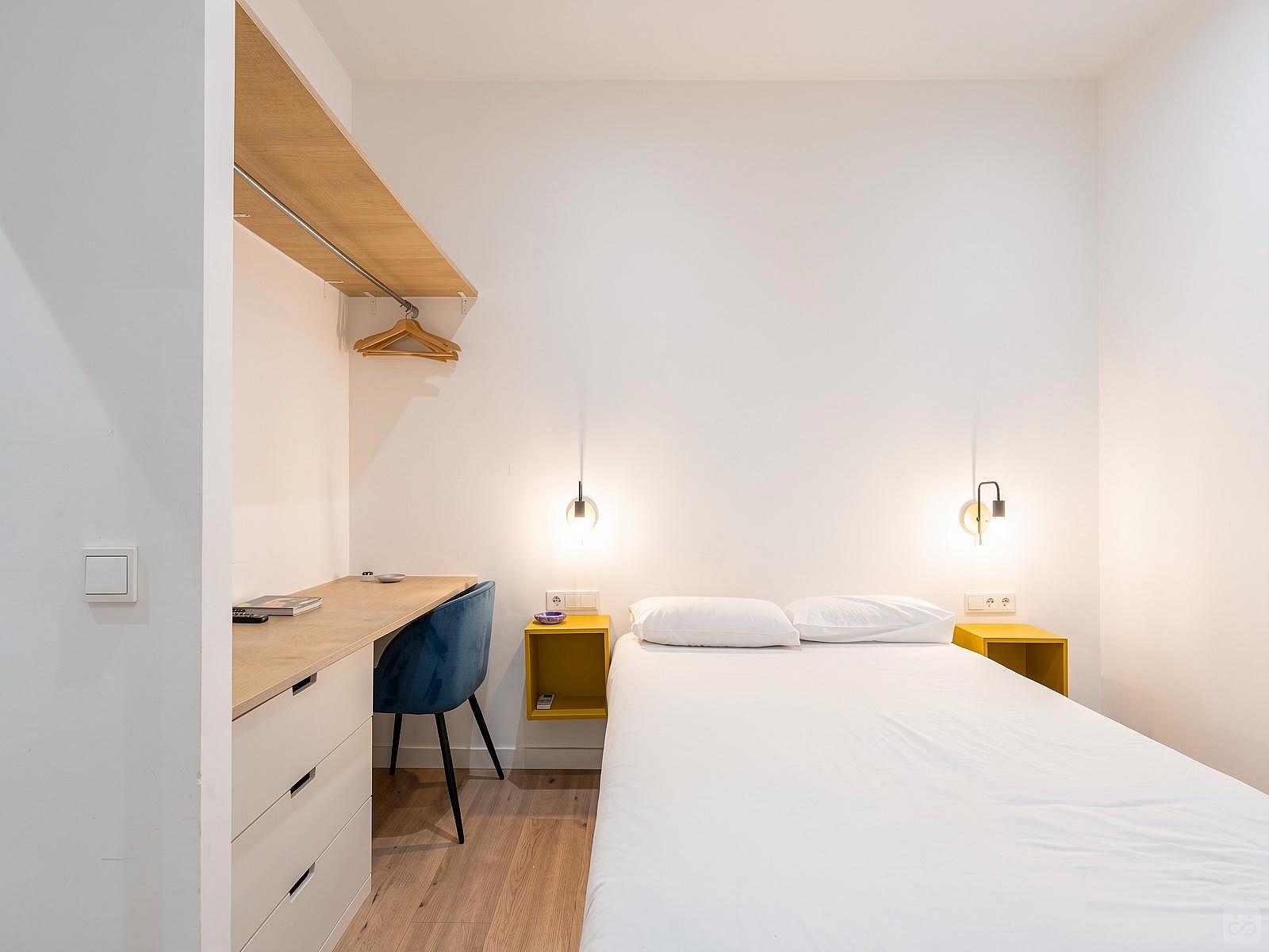  Double Ensuite Bedroom 1B  -  Modern Coliving Community with Private Suites in Vibrant Eixample  - Gallery -  46