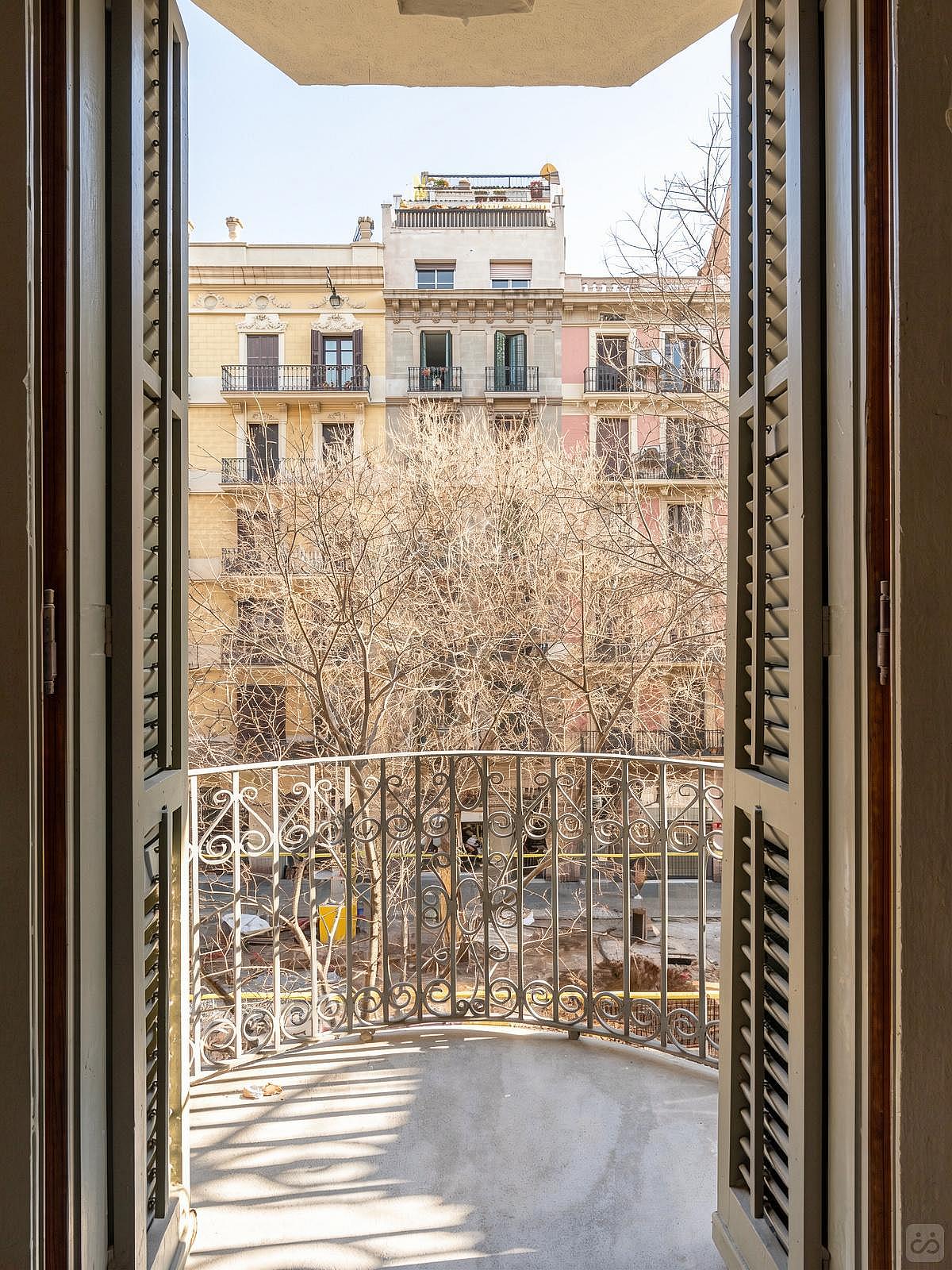  Double Ensuite Bedroom 1B  -  Modern Coliving Community with Private Suites in Vibrant Eixample  - Gallery -  51