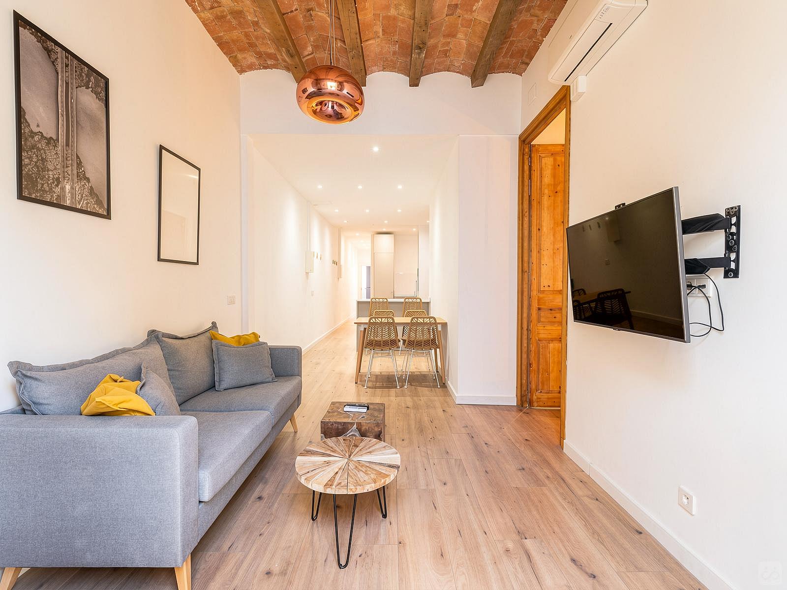  Double Ensuite Bedroom With Gallery 1C  -  Modern Coliving Community with Private Suites in Vibrant Eixample  - Gallery -  68
