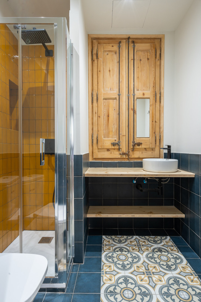  Double Ensuite Bedroom With Balcony 2A  -  Modern Coliving Community with Private Suites in Vibrant Eixample  - Gallery -  39