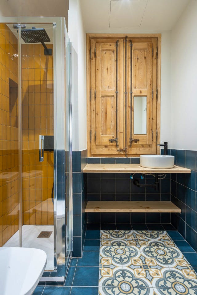  Double Ensuite Bedroom With Balcony 2A  -  Modern Coliving Community with Private Suites in Vibrant Eixample  - Gallery -  26