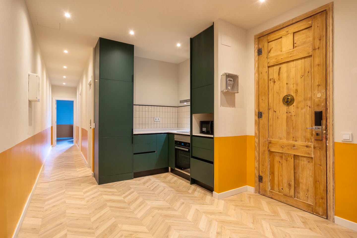  Double Ensuite Bedroom With Balcony 2A  -  Modern Coliving Community with Private Suites in Vibrant Eixample  - Gallery -  21