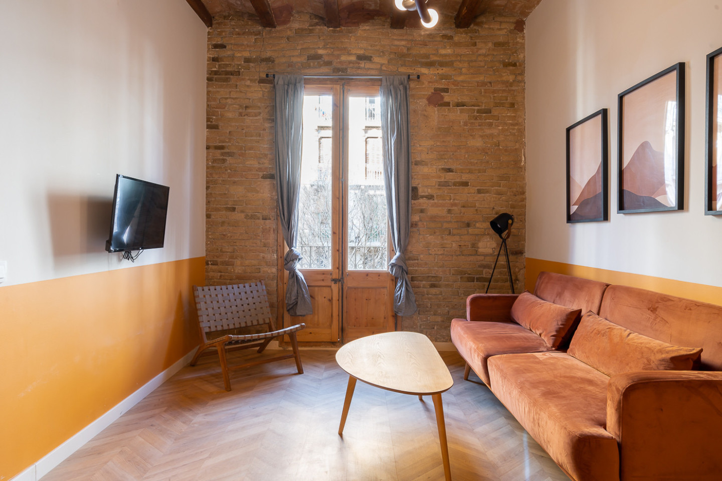  Double Ensuite Bedroom 2B  -  Modern Coliving Community with Private Suites in Vibrant Eixample  - Gallery -  25