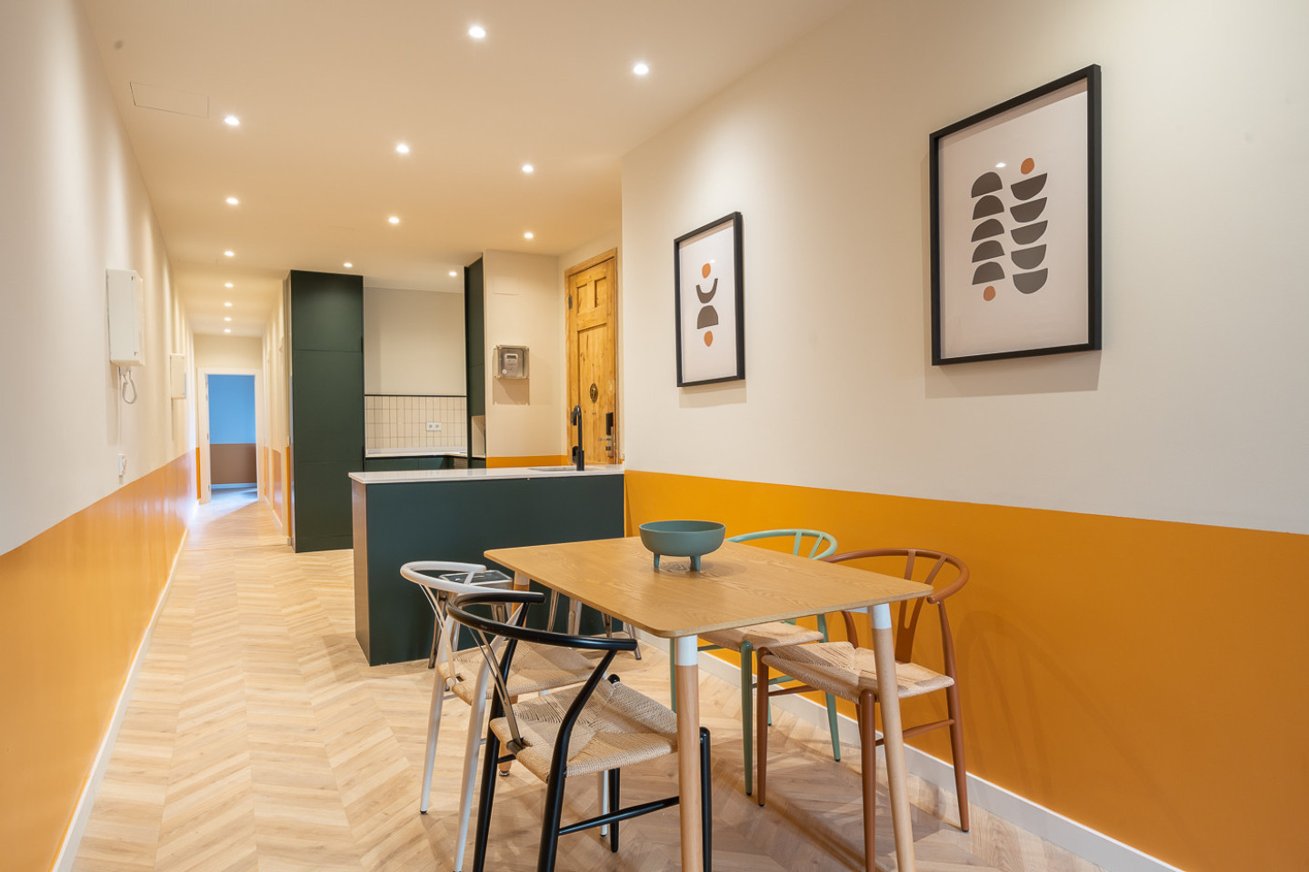  Double Ensuite Bedroom 2B  -  Modern Coliving Community with Private Suites in Vibrant Eixample  - Gallery -  26