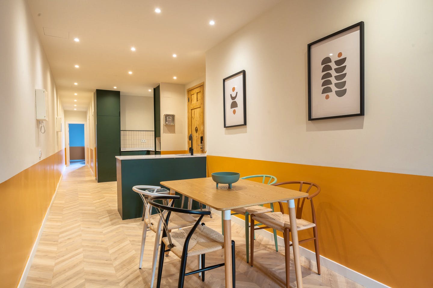  Double Ensuite Bedroom 2B  -  Modern Coliving Community with Private Suites in Vibrant Eixample  - Gallery -  16