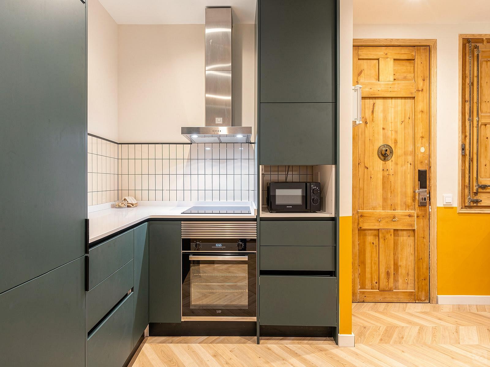  Double Ensuite Bedroom 2B  -  Modern Coliving Community with Private Suites in Vibrant Eixample  - Gallery -  48