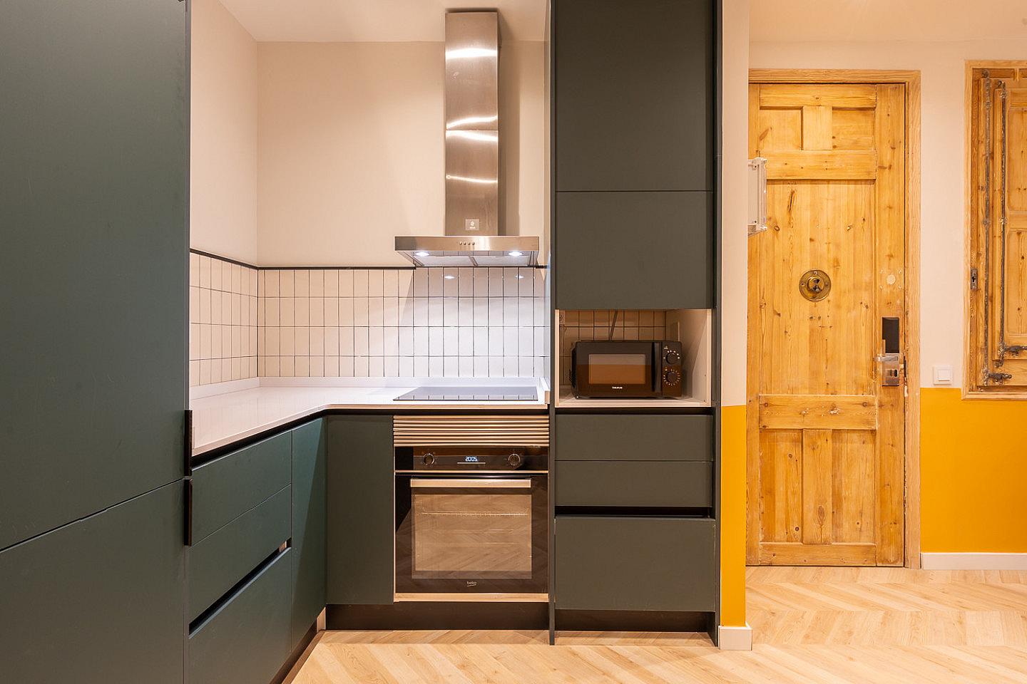  Double Ensuite Bedroom 2B  -  Modern Coliving Community with Private Suites in Vibrant Eixample  - Gallery -  38