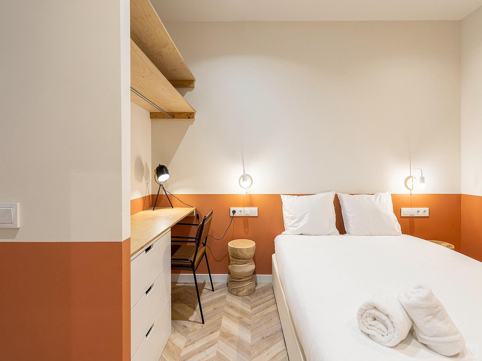  Double Ensuite Bedroom 2B  -  Modern Coliving Community with Private Suites in Vibrant Eixample  - Gallery -  42