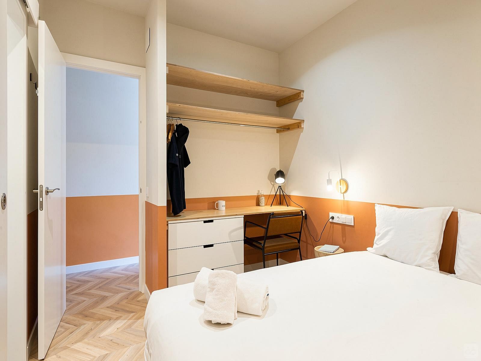  Double Ensuite Bedroom 2B  -  Modern Coliving Community with Private Suites in Vibrant Eixample  - Gallery -  41