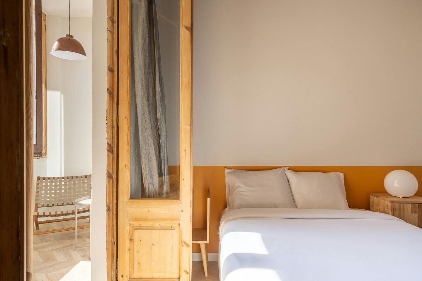  Double Ensuite Bedroom With Gallery 2C  -  Modern Coliving Community with Private Suites in Vibrant Eixample  - Gallery -  2