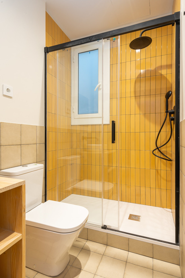  Double Ensuite Bedroom With Gallery 2C  -  Modern Coliving Community with Private Suites in Vibrant Eixample  - Gallery -  36