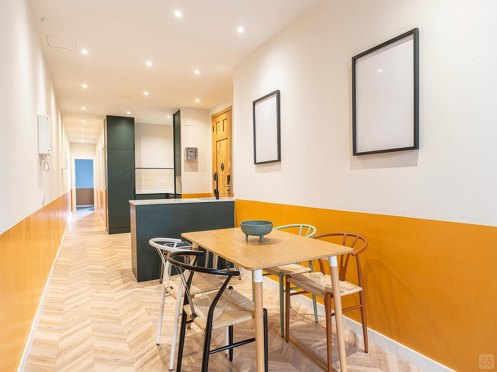  Double Ensuite Bedroom With Gallery 2C  -  Modern Coliving Community with Private Suites in Vibrant Eixample  - Gallery -  55