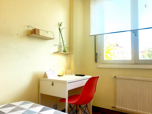 Single bedroom in 5-bedroom apartment - Gallery - 47