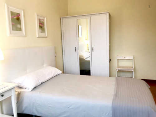Single bedroom in 7-bedroom apartment - Gallery - 35
