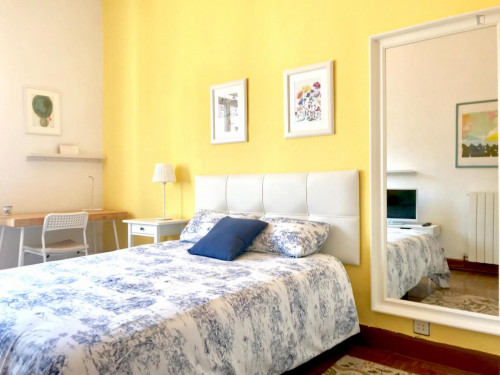Lovely double bedroom near Puente de La Salve - Gallery - 25