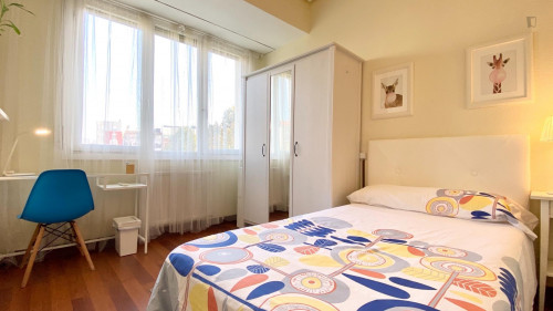 Single bedroom in 4-bedroom apartment - Gallery - 58