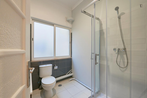 Cosy single bedroom near IST