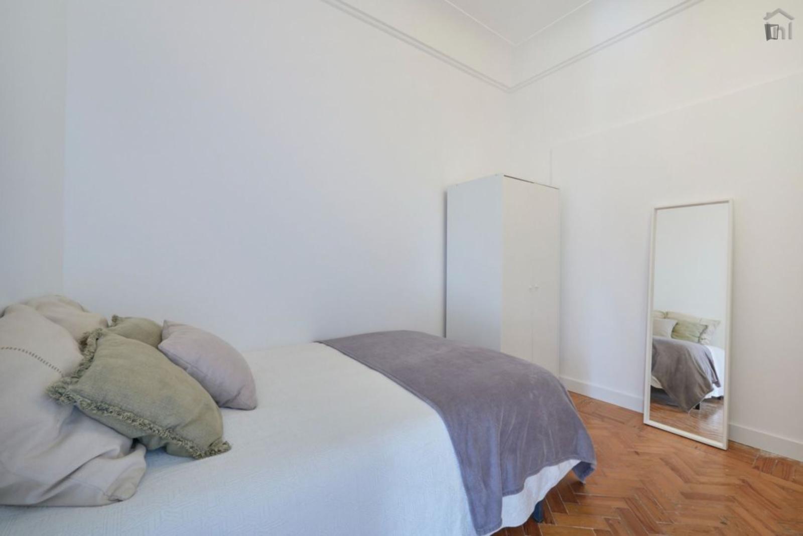  Cosy Single Bedroom Near IST  -  Cosy single bedroom near IST  - Gallery -  1