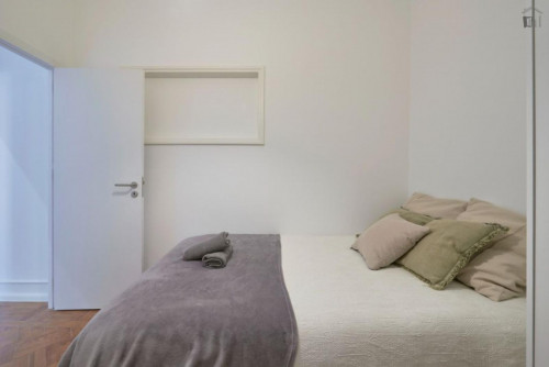 Neat single bedroom in well-linked Alameda  - Gallery -  5