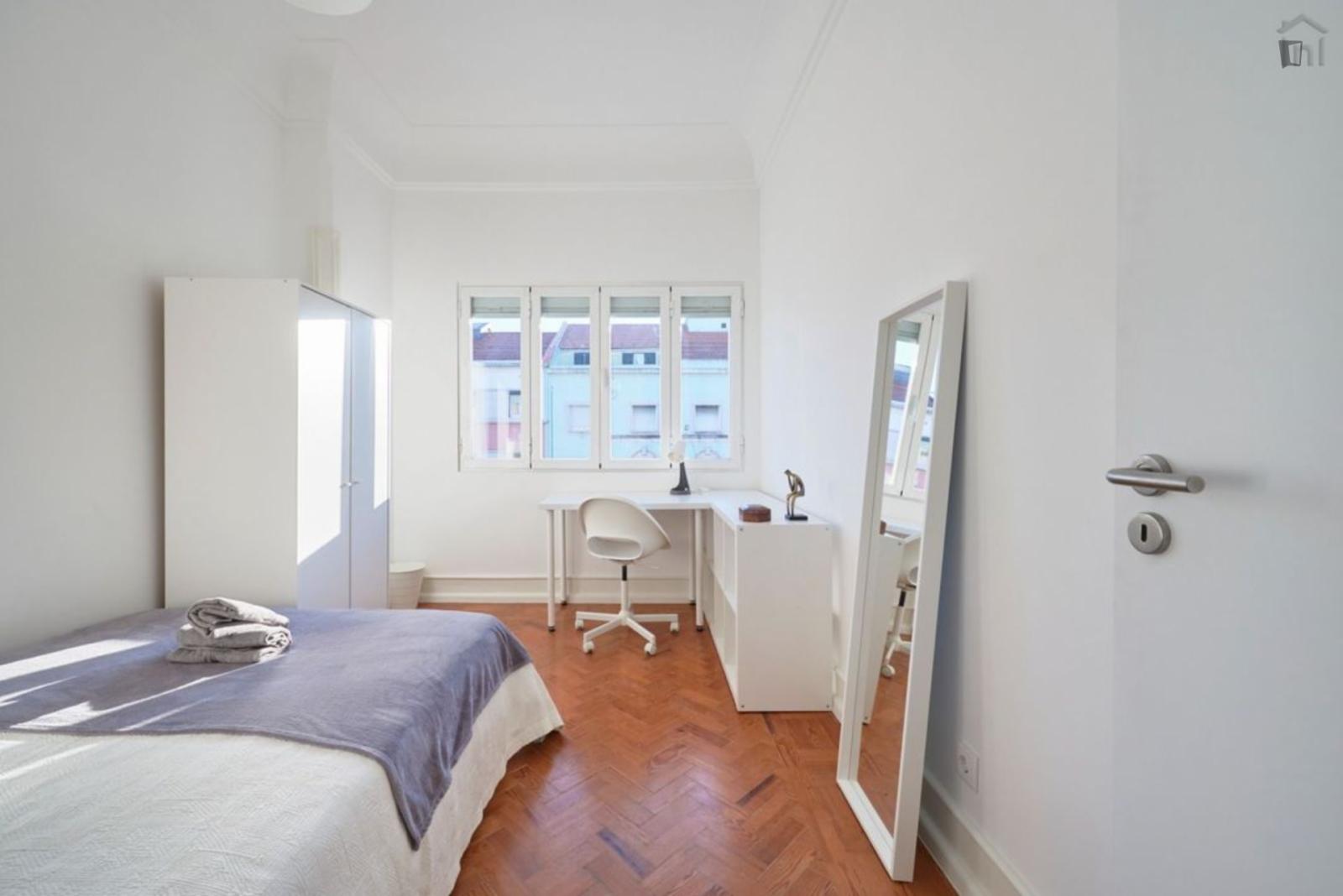  Inviting Single Bedroom In Student-Popular Alameda  -  Inviting single bedroom in student-popular Alameda  - Gallery -  1