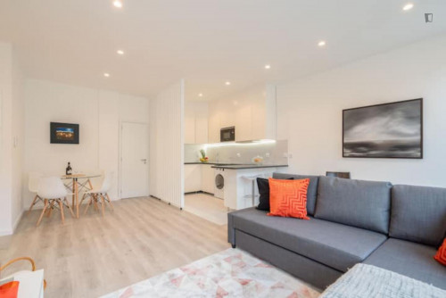 Trendy 1-bedroom apartment near Matosinhos Sul metro station - Gallery - 6