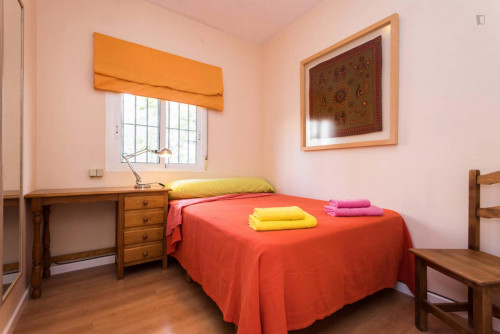 Snug double bedroom near the Santa Justa train station