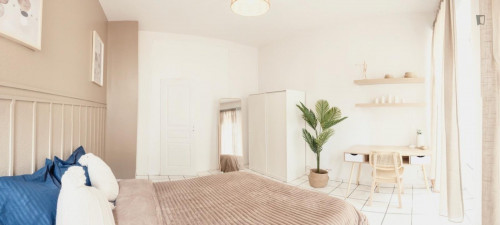 Move into this bright 14 m² coliving room in Strasbourg - ST85