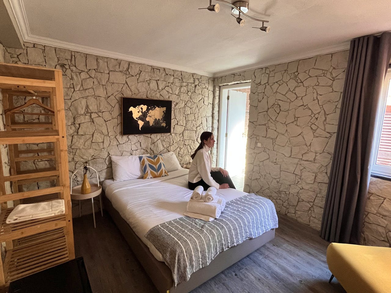 Double Room With Sofa Bed - 19