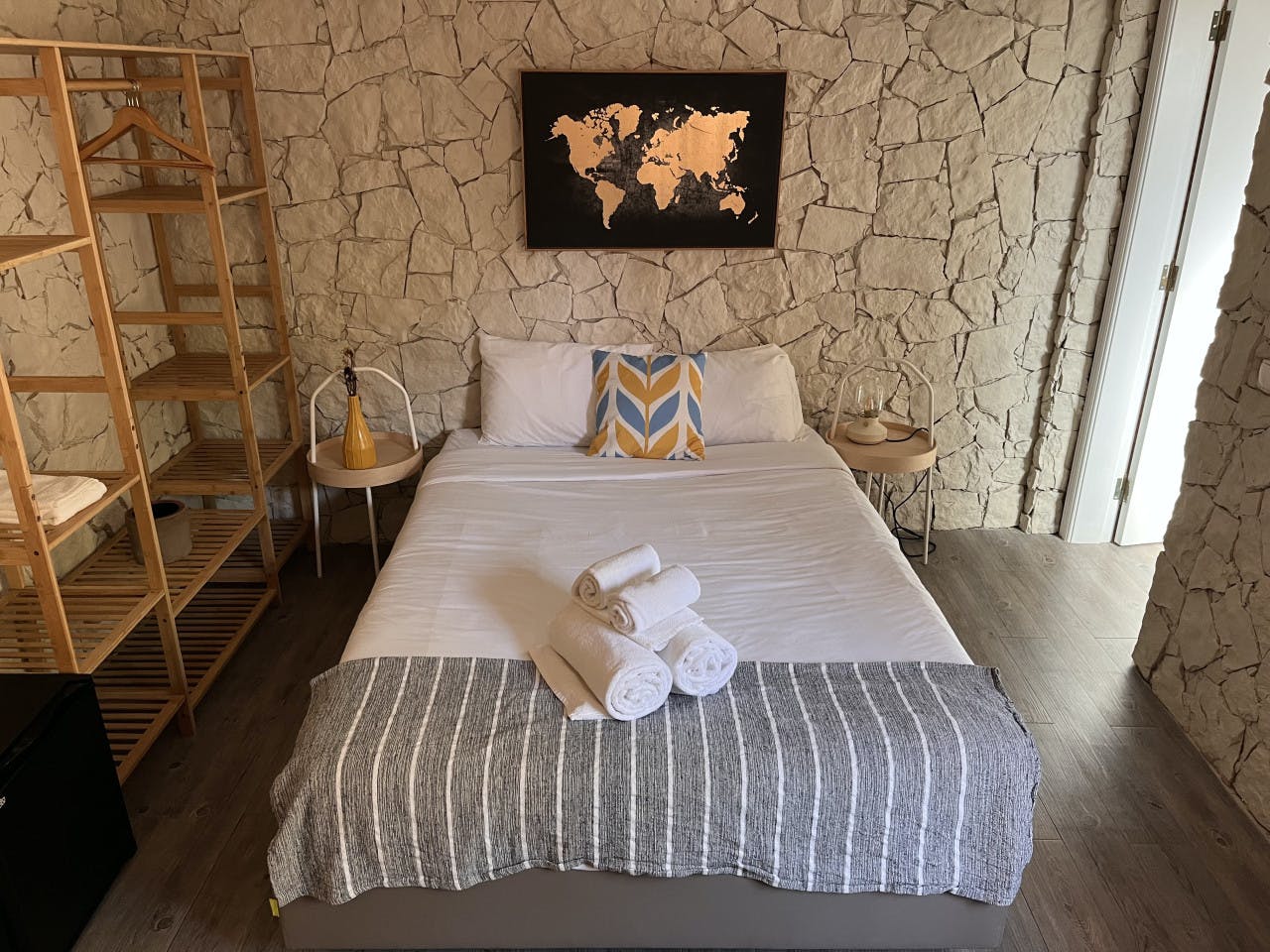 Double Room With Sofa Bed - 25