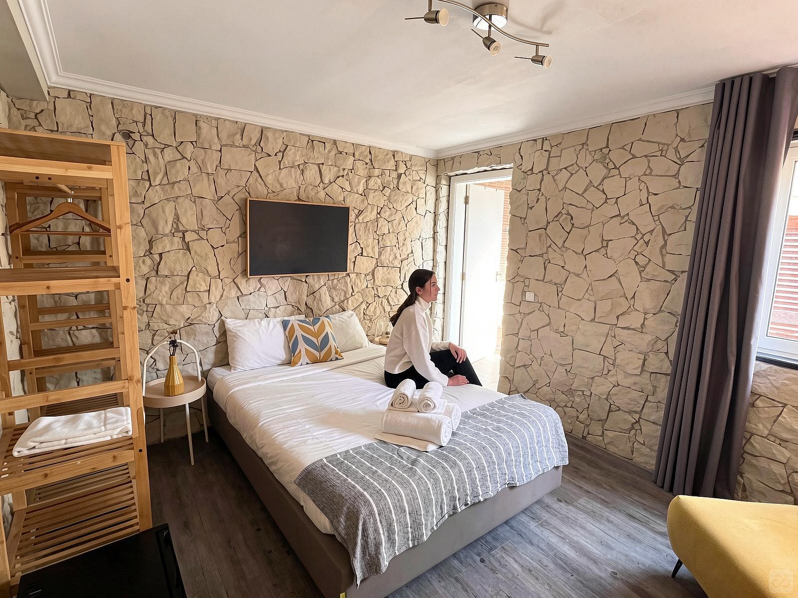 Double Room With Sofa Bed - 9
