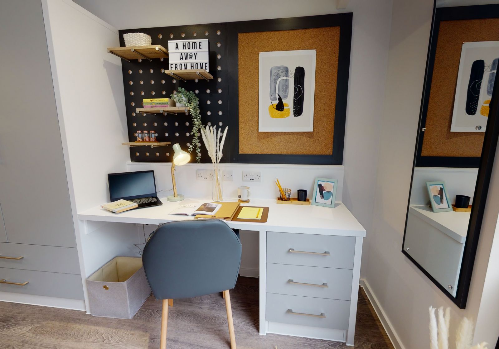  Gold Studio  -  iQ Bloomsbury  - Gallery -  5