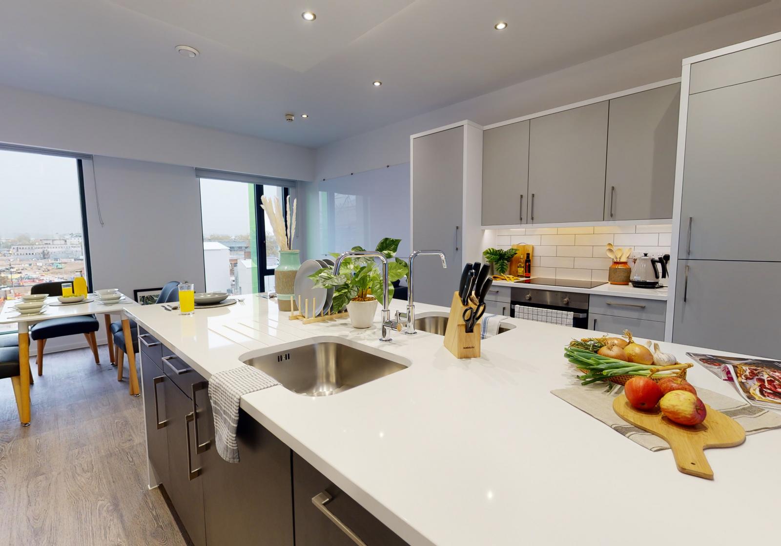  Silver En-Suite  -  iQ Bloomsbury  - Gallery -  7