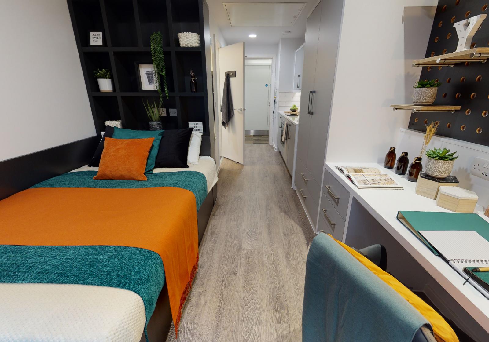 Silver Studio  -  iQ Bloomsbury  - Gallery -  7