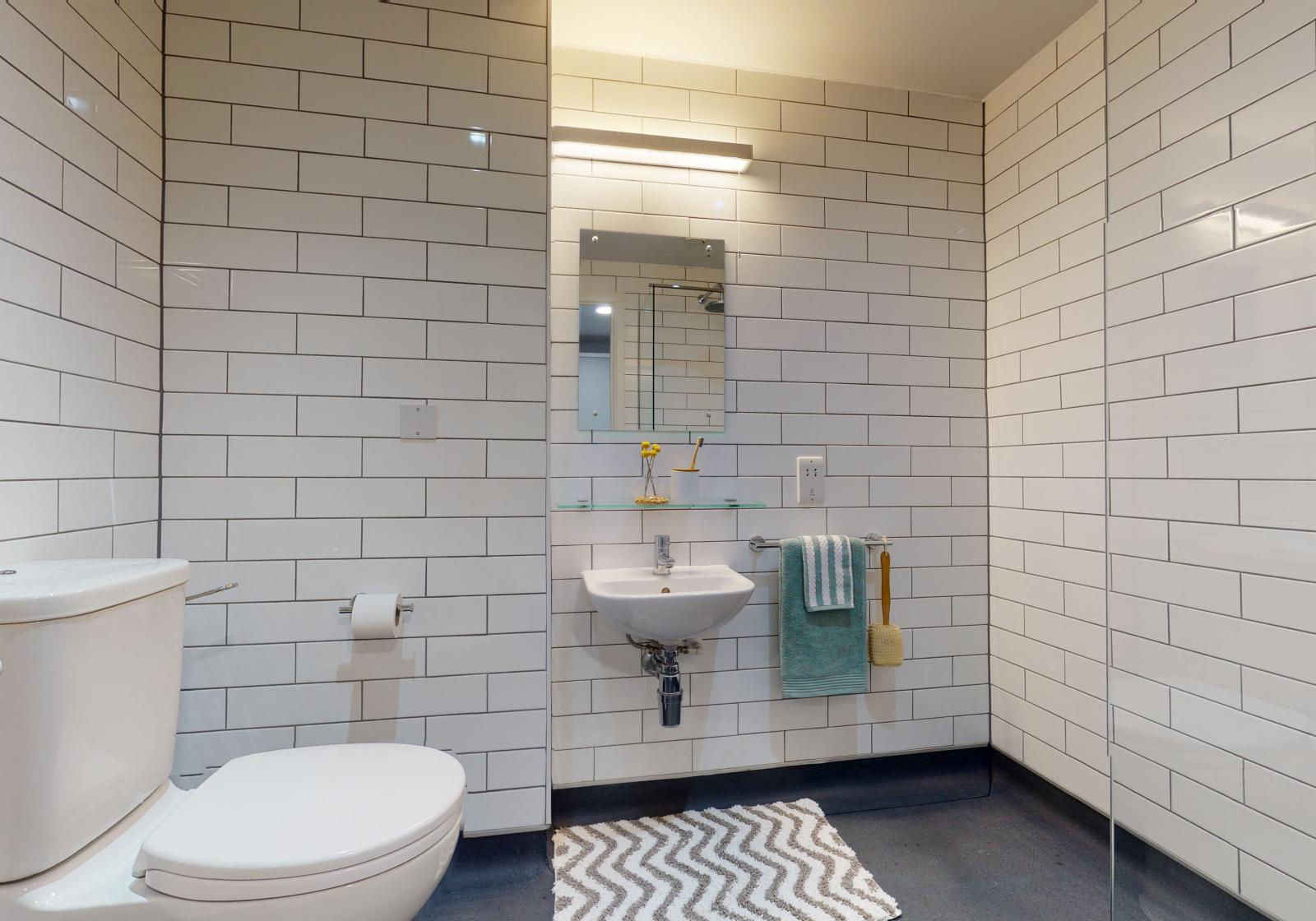  Platinum Studio Plus  -  iQ Bloomsbury  - Gallery -  3