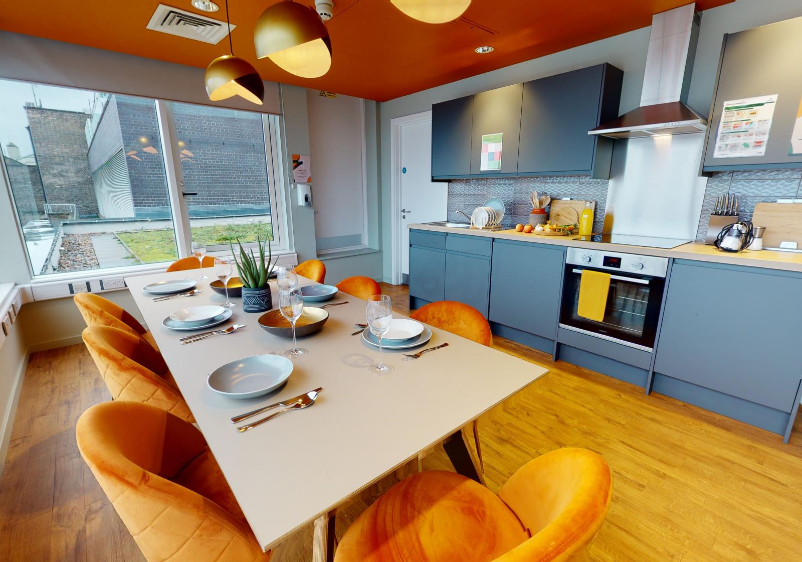  Bronze En-Suite  -  iQ Bloomsbury  - Gallery -  5