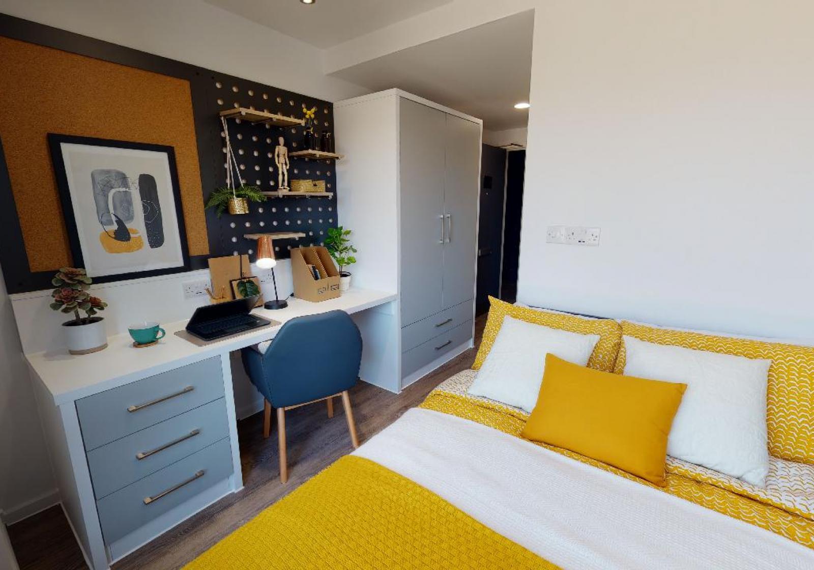  Bronze En-Suite  -  iQ Bloomsbury  - Gallery -  1