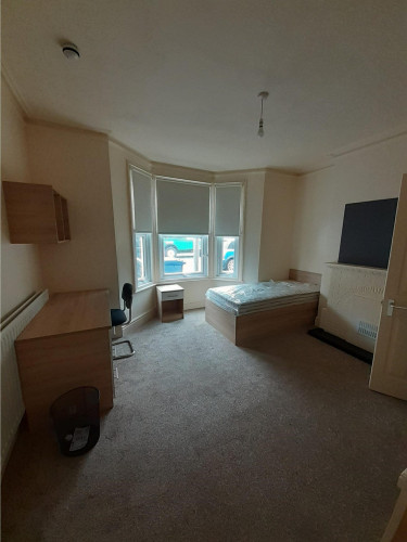 82 St. Philips Road - Gallery - 7