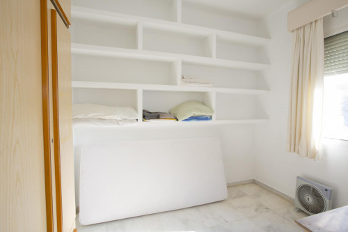 Ample 4-bedroom flat in Los Remedios neighbourhood - Gallery - 22