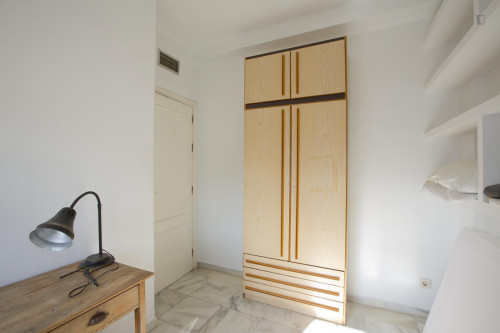 Ample 4-bedroom flat in Los Remedios neighbourhood - Gallery - 21