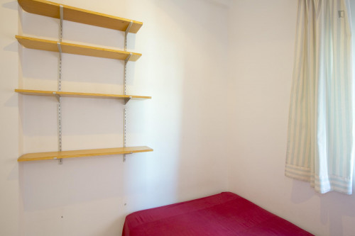 Ample 4-bedroom flat in Los Remedios neighbourhood - Gallery - 9