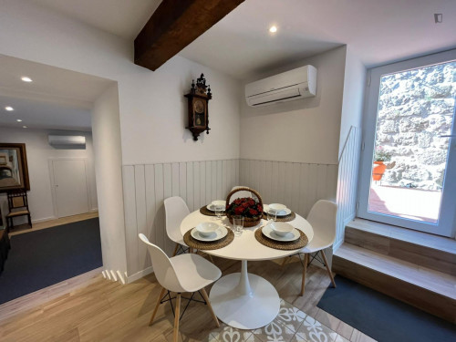 Colourful and great 2-bedroom flat - Gallery - 14