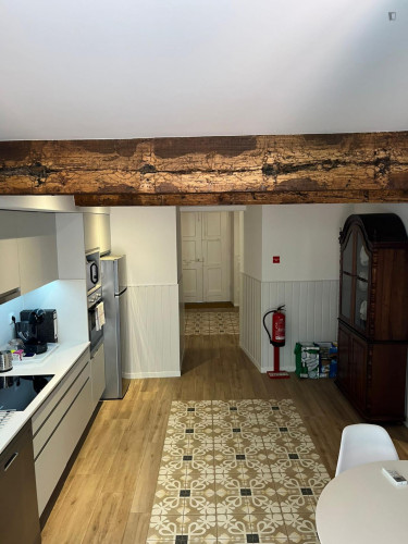 Colourful and great 2-bedroom flat - Gallery - 15
