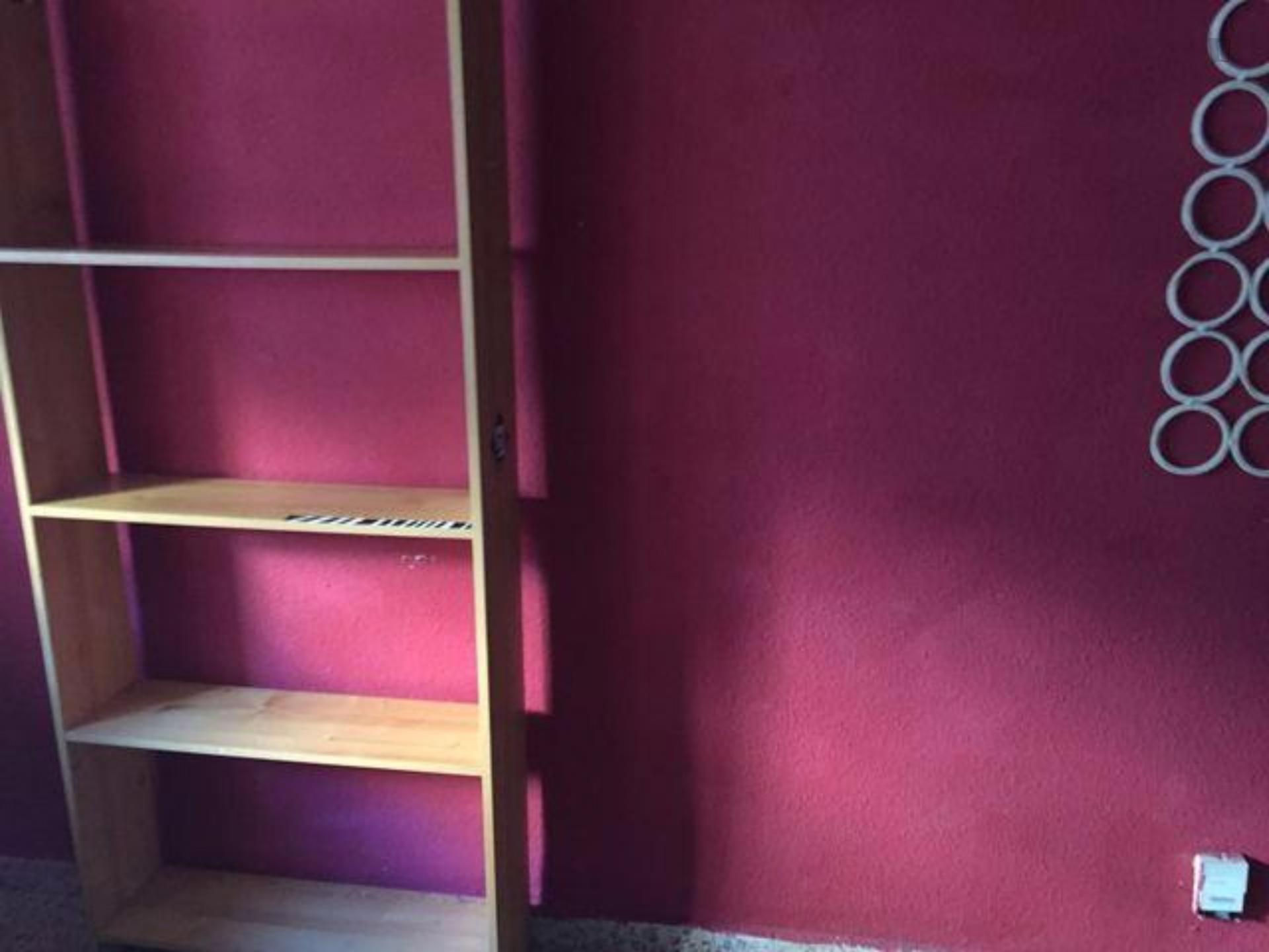 Homely single bedroom in the heart of Salamanca