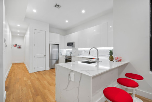 Bernard Brooklyn Home - Gallery - 16