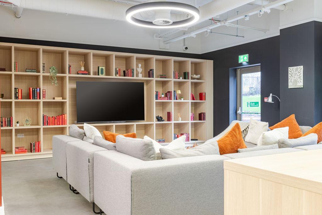 Gold Studio With Balcony - Exchange Court - Gallery - 4