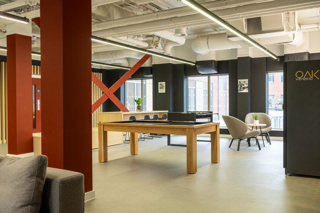 Bronze Studio With Balcony - Exchange Court - Gallery - 11