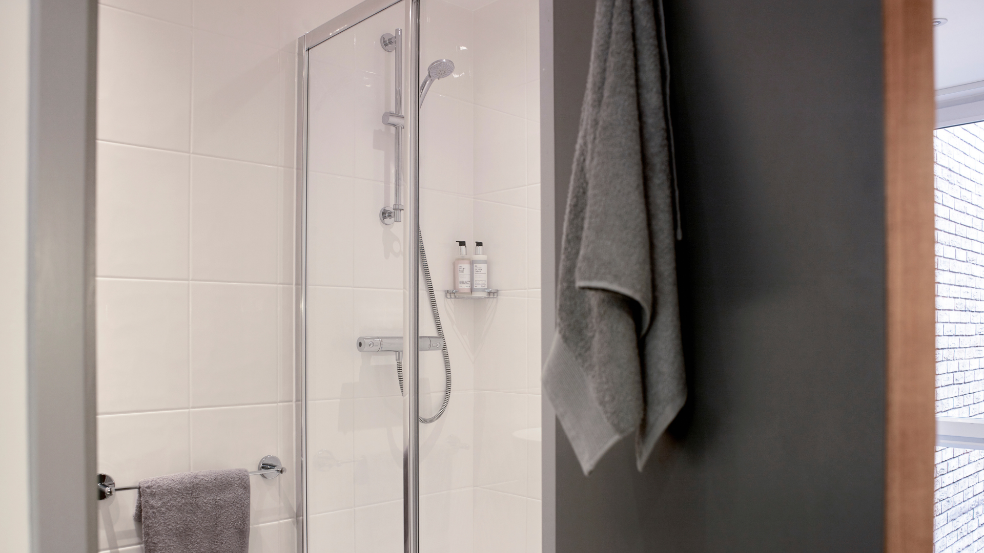  Silver Deluxe Accessible Studio  -  Lace Market Studios  - Gallery -  2