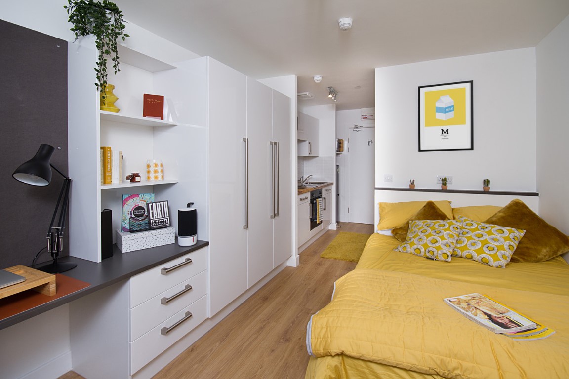  Gold City Studio  -  CODE Leicester  - Gallery -  1