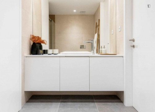 Lovely 1-bedroom apartment near Parque Da Ponte - Gallery - 7